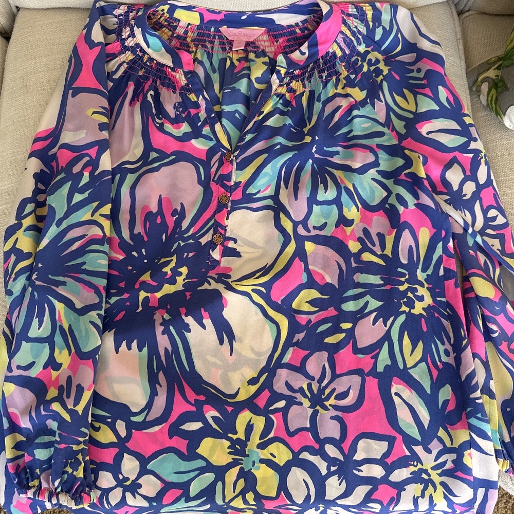 Lilly Pulitzer top size medium
